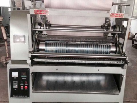 如此廣泛應(yīng)用壓折機(jī)、打褶機(jī)、壓褶機(jī)(圖1)